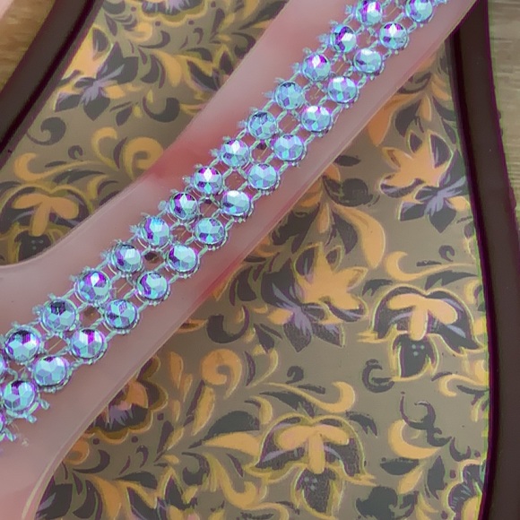 Rhinestones Flip Flops - Picture 5 of 11